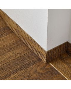 Triplostrato skirting